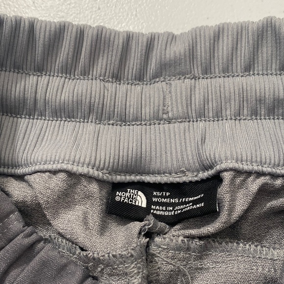 The North Face Women’s Gray Lightweight Jogger Style Winter Pants Size XS - Picture 4 of 12